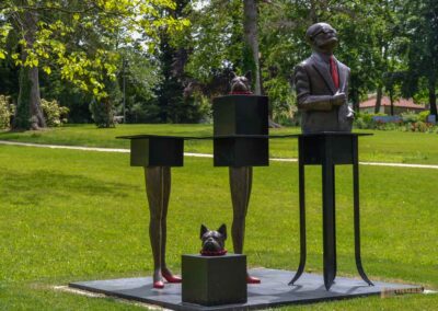 Skulpturen im Essinger Schlosspark 0081