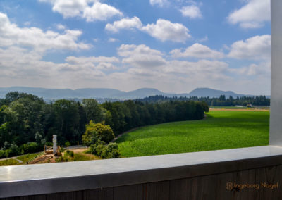 Blick auf den Stufen und Hohenrechberg