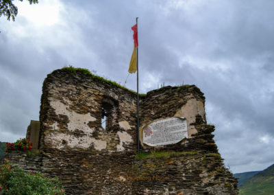 Burg Metternich an der Mosel 23 Burg Metternich über Beilstein an der Mosel