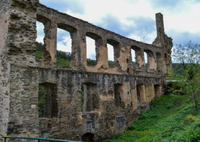 Burg Metternich an der Mosel 6 Burg Metternich über Beilstein an der Mosel