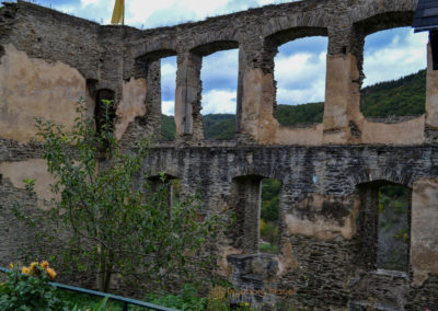 Burg Metternich an der Mosel 7 Burg Metternich über Beilstein an der Mosel
