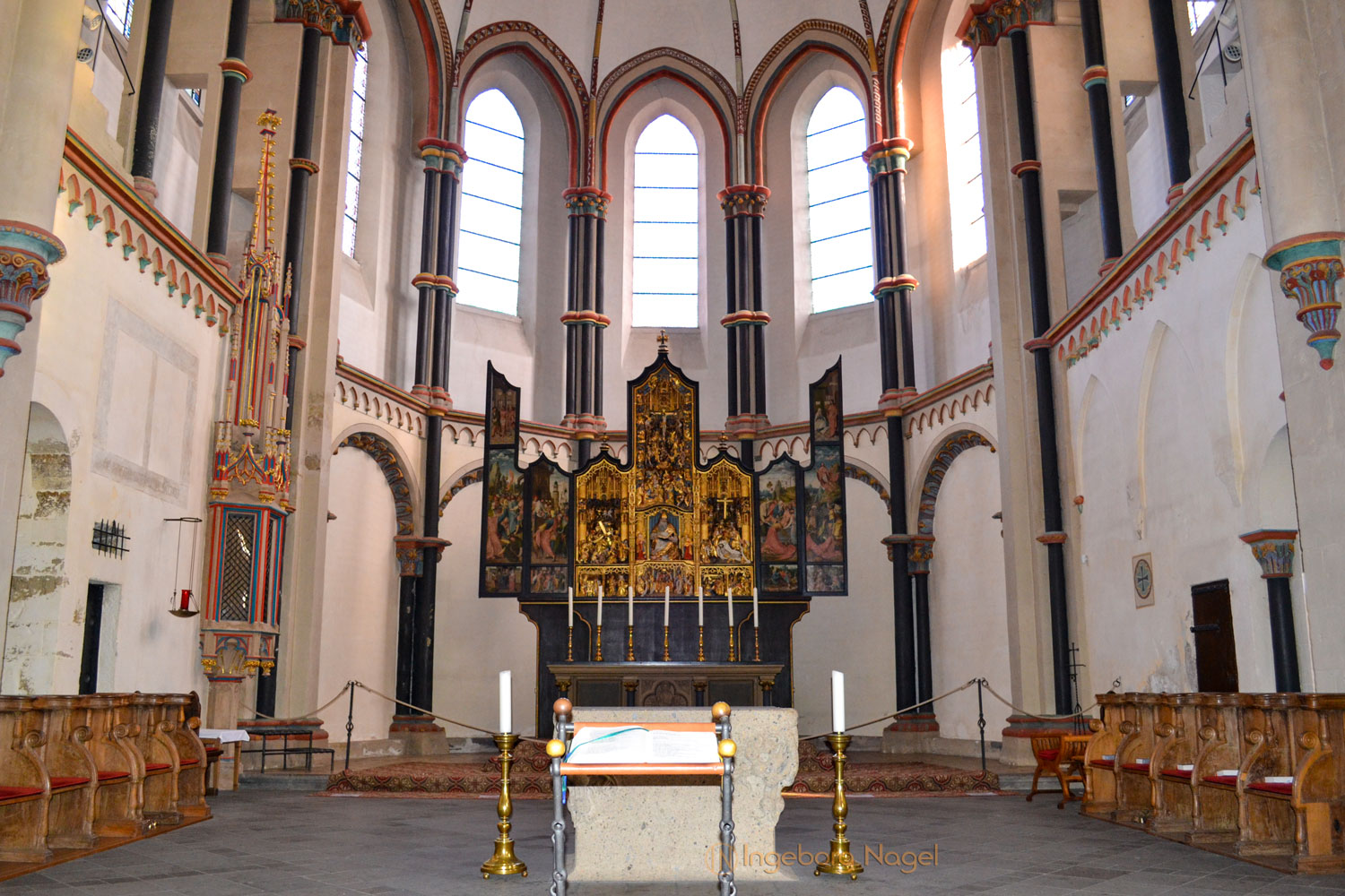 Die Stiftskirche in Münstermaifeld 11 DSC_0610