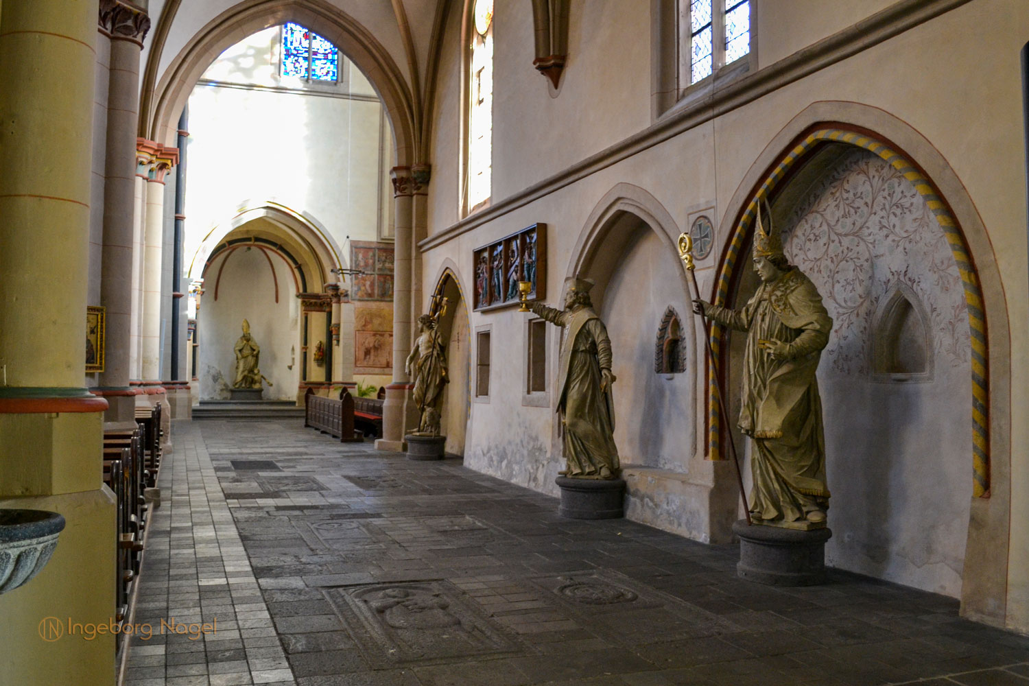 Die Stiftskirche in Münstermaifeld 14 DSC_0660