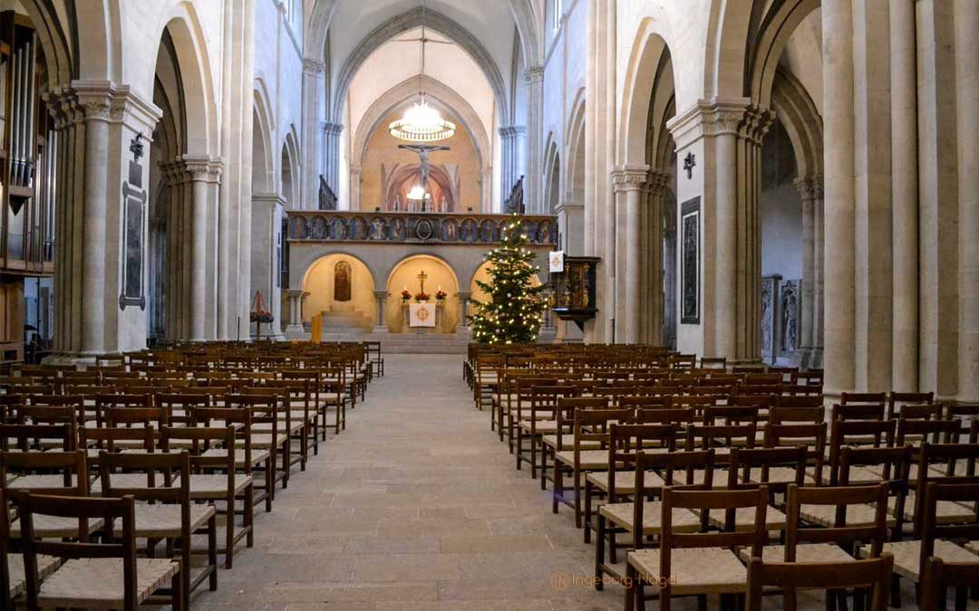 Langhaus und Ostlettner Naumburger Dom