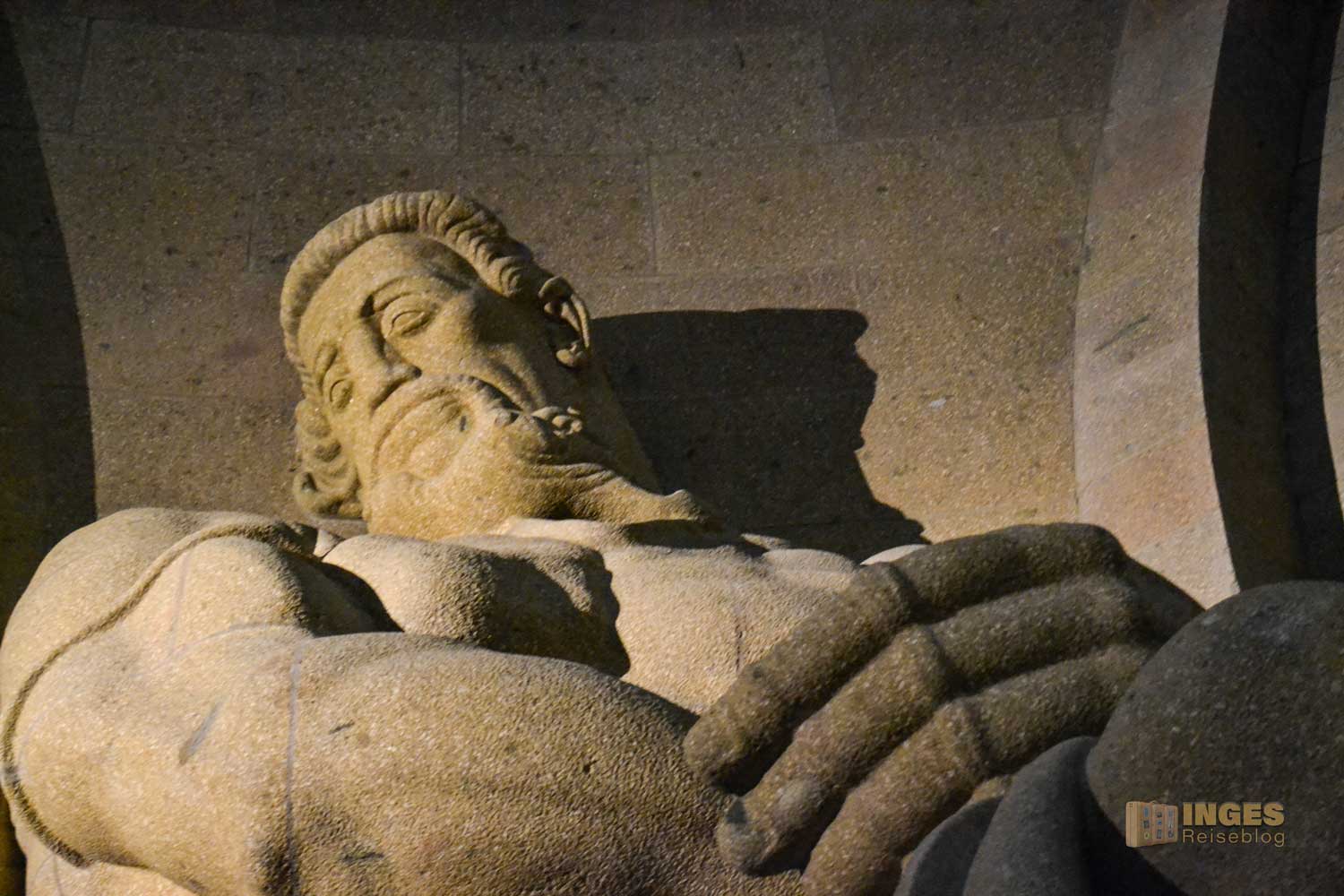 Im Völkerschlachtdenkmal in Leipzig 34 Völkerschlachtdenkmal in Leipzig