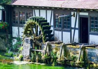 Am Blautopf in Blaubeuren 11 Hammerschmiede am Blautopf