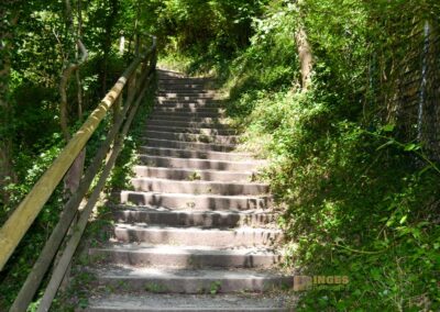 Am Blautopf in Blaubeuren 8 Rundweg um den Blautopf bei Blaubeuren