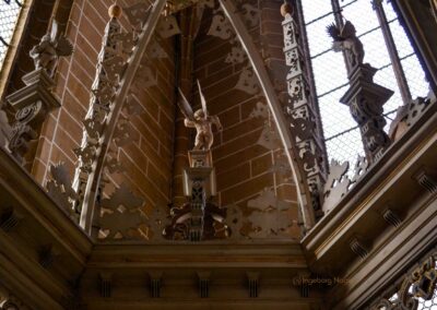 Im Erfurter Dom 23 Taufbecken Erfurter Dom