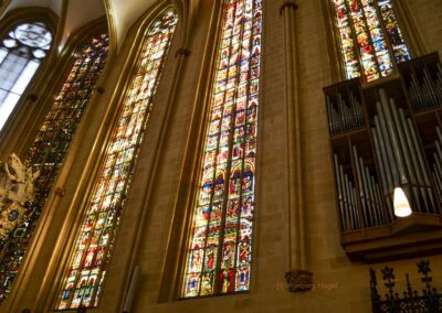 Im Erfurter Dom 41 Glasfenster Erfurter Dom