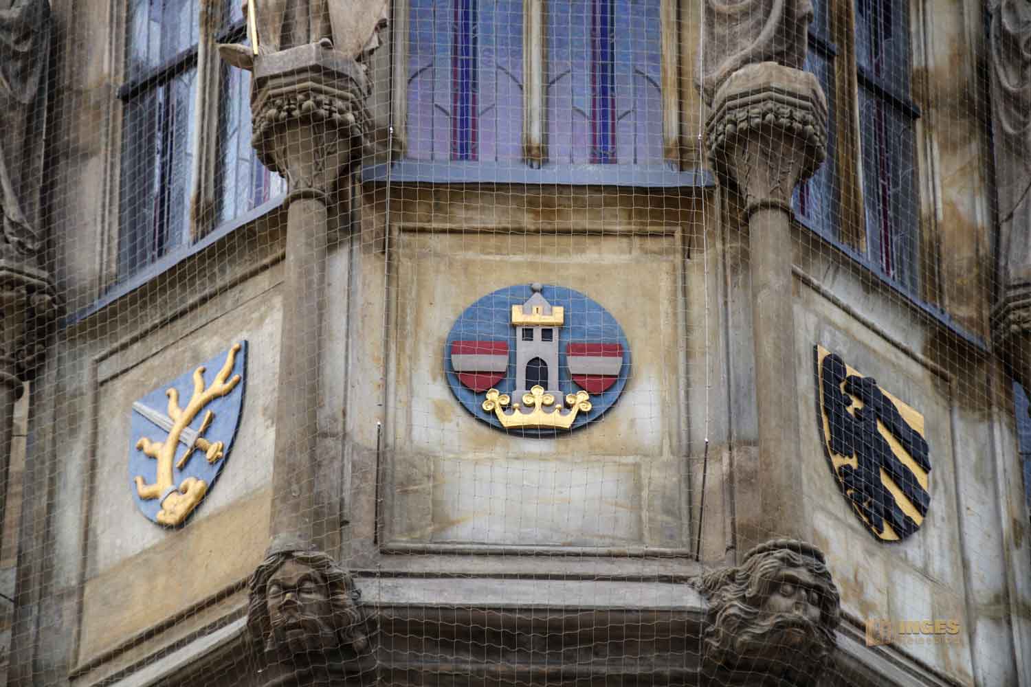 aussenfassade rathauskapelle altstaedter rathaus prag 8550 aussenfassade rathauskapelle altstaedter rathaus prag 8550