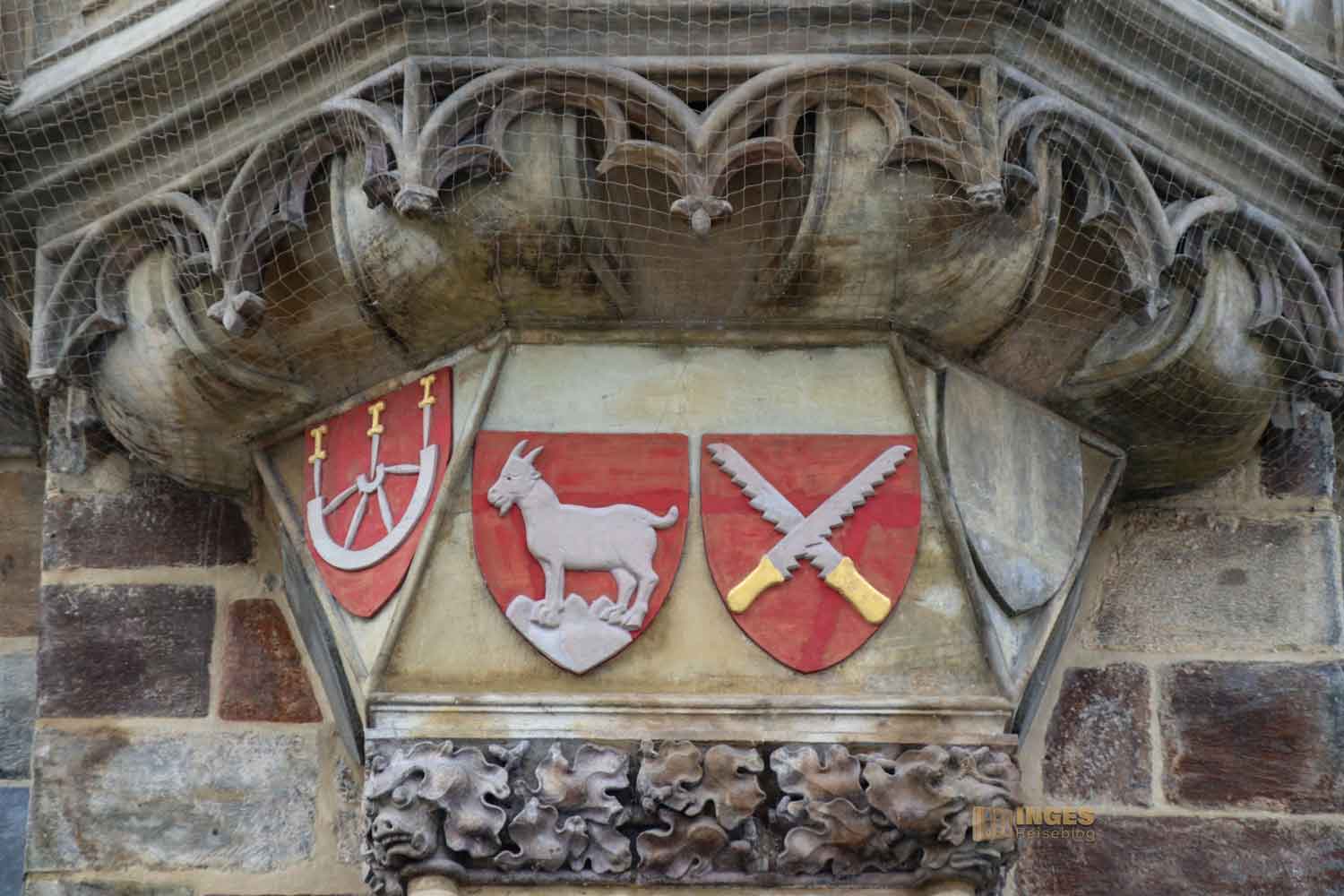 aussenfassade rathauskapelle altstaedter rathaus prag 8552 aussenfassade rathauskapelle altstaedter rathaus prag 8552