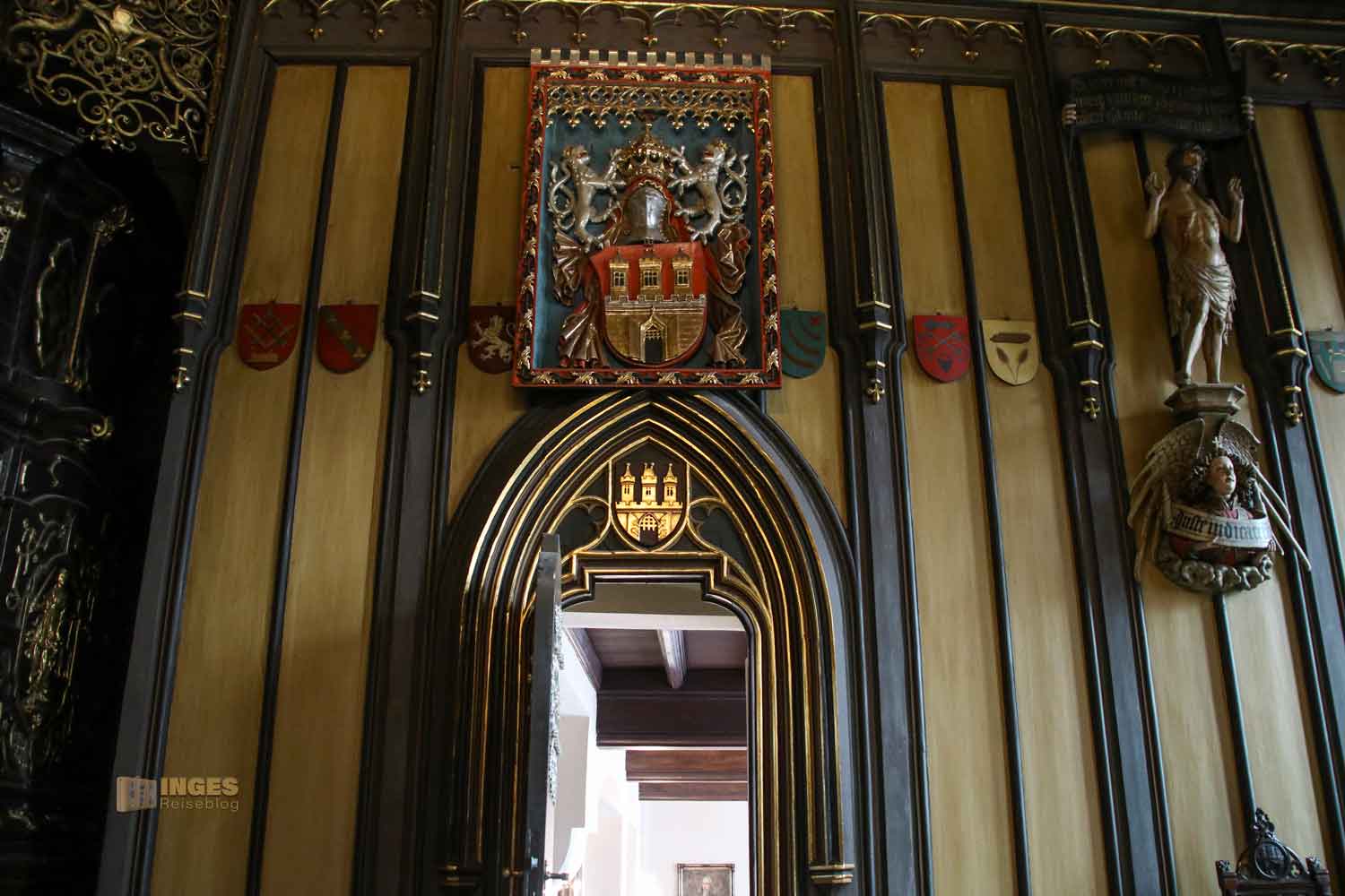 wappen der stadt prag altstaedter rathaus 8333 wappen der stadt prag altstaedter rathaus 8333