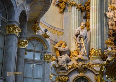 In der Frauenkirche in Dresden 23 Altar in der Frauenkirche in Dresden