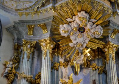 In der Frauenkirche in Dresden 24 Altar in der Frauenkirche in Dresden