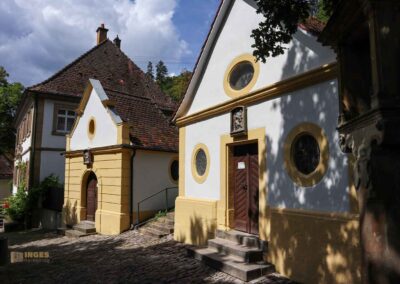 Der Wallfahrtsort St. Salvator in Schwäbisch Gmünd 27 Muschelkapelle und Heilig-Grab-Kapelle St. Salvator Schwäbisch Gmünd