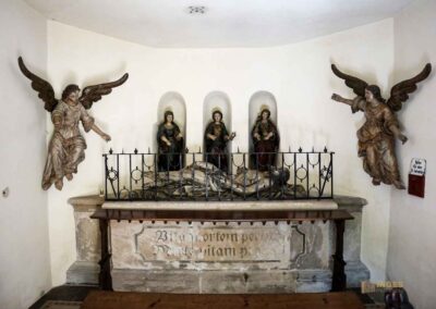 Der Wallfahrtsort St. Salvator in Schwäbisch Gmünd 33 Heilig-Grab-Kapelle St. Salvator Schwäbisch Gmünd