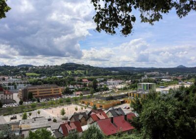Der Wallfahrtsort St. Salvator in Schwäbisch Gmünd 57 Blick von St. Salvator auf den Hohenstaufen, Rechberg und Stuifen