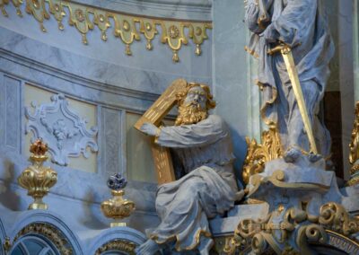 In der Frauenkirche in Dresden 21 Altar in der Frauenkirche in Dresden