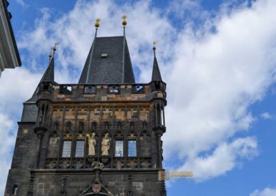 Altstädter Brückenturm an der Karlsbrücke in Prag