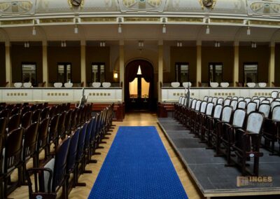 Das Gemeindehaus (Obecní dum) in der Prager Altstadt 14 Der Smetana-Saal im Gemeindehaus in Prag