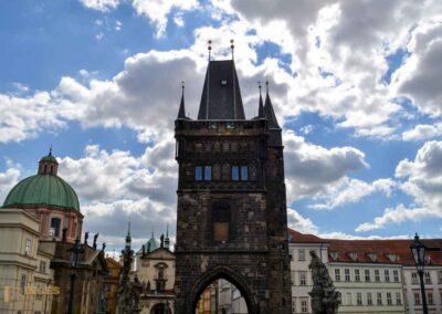 Altstädter Brückenturm an der Karlsbrücke in Prag
