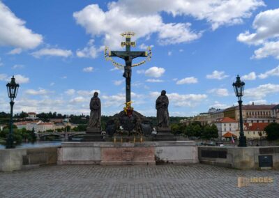 Brückenfiguren auf der Karlsbrücke in Prag