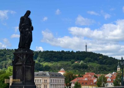 Brückenfiguren auf der Karlsbrücke in Prag