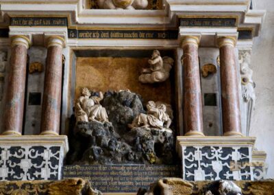 Im Dom zu Freiberg 112 Grabdenkmale im Dom St. Marien zu Freiberg