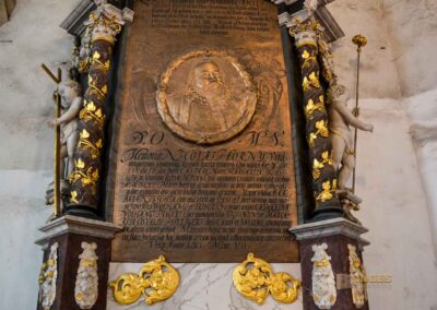 Im Dom zu Freiberg 115 Grabdenkmale im Dom St. Marien zu Freiberg