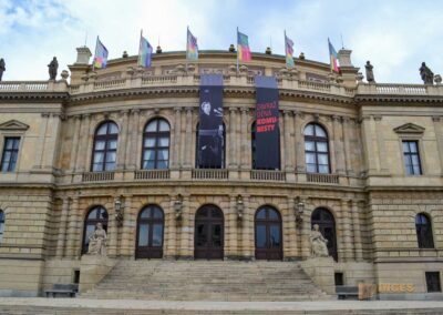 Rudolfinum in der Prager Altstadt