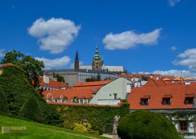 Ausblicke vom Vrtba-Garten (Vrtbovská zahrada) auf der Prager Kleinseite