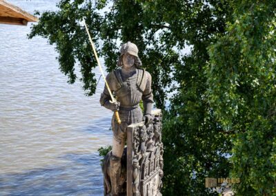 Blick von der Karlsbrücke auf die Moldau in Prag