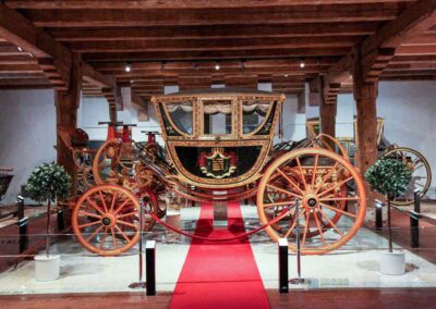 Krönungskutsche im Kutschenmuseum auf Schloss Augustusburg