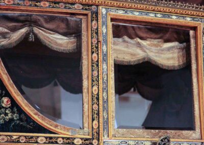 Krönungskutsche im Kutschenmuseum auf Schloss Augustusburg