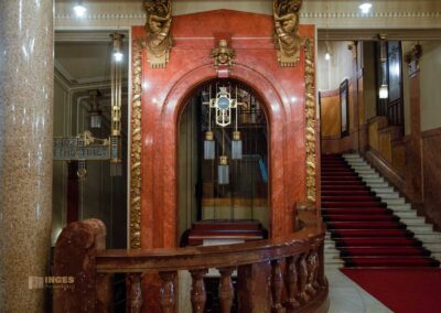 Das Gemeindehaus (Obecní dum) in der Prager Altstadt 10 Gemeinde- oder Repräsentationshaus (Obecní dům) in der Prager Altstadt