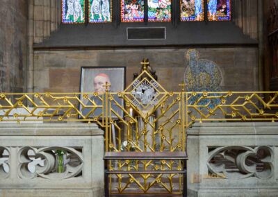 Die Seitenkapellen im Veitsdom in Prag 3 Seitenkapellen im Veitsdom in Prag