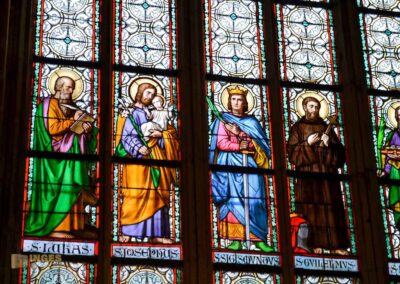 Im Veitsdom in Prag 24 Glasfenster im Veitsdom in Prag