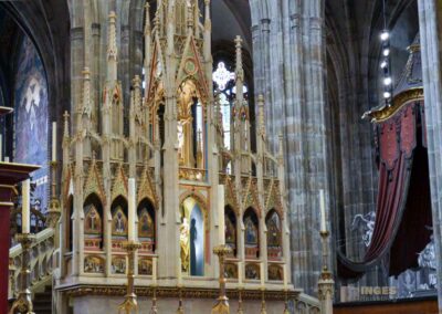 Im Veitsdom in Prag 40 Hauptaltar im Veitsdom in Prag