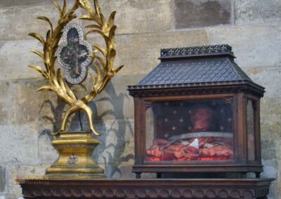 Die Seitenkapellen im Veitsdom in Prag 43 Seitenkapellen im Veitsdom in Prag