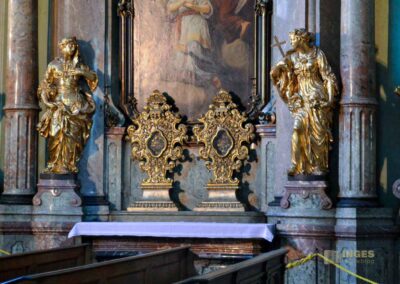 In der St.-Nikolaus-Kirche auf der Prager Kleinseite 12 St.-Nikolaus-Kirche auf der Prager Kleinseite