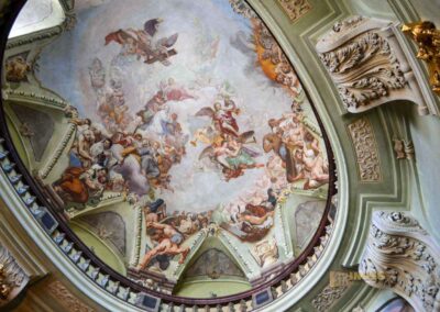 In der St.-Nikolaus-Kirche auf der Prager Kleinseite 18 St.-Nikolaus-Kirche auf der Prager Kleinseite