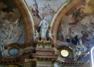 In der St.-Nikolaus-Kirche auf der Prager Kleinseite 69 Kuppel in der St.-Nikolaus-Kirche auf der Prager Kleinseite