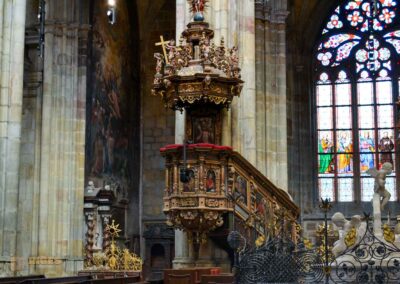 Im Veitsdom in Prag 74 Kanzel im Veitsdom in Prag