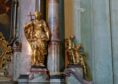 In der St.-Nikolaus-Kirche auf der Prager Kleinseite 21 St.-Nikolaus-Kirche auf der Prager Kleinseite