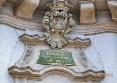 In der St.-Nikolaus-Kirche auf der Prager Kleinseite 4 St.-Nikolaus-Kirche auf der Prager Kleinseite