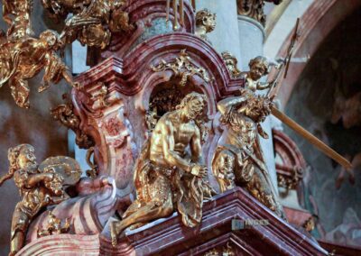 In der St.-Nikolaus-Kirche auf der Prager Kleinseite 88 St.-Nikolaus-Kirche auf der Prager Kleinseite