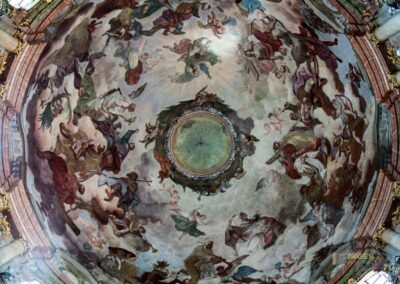 In der St.-Nikolaus-Kirche auf der Prager Kleinseite 66 Kuppel in der St.-Nikolaus-Kirche auf der Prager Kleinseite