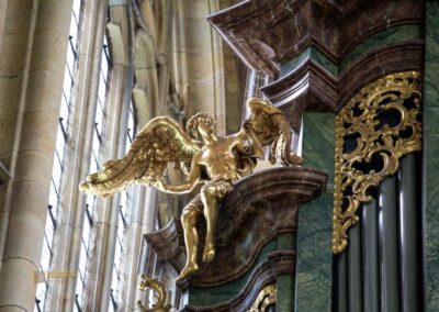 Im Veitsdom in Prag 53 Orgeln im Veitsdom in Prag