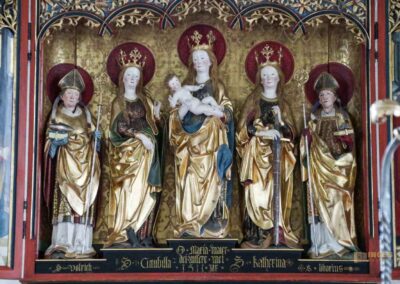 Altar in der Ulrichskapelle im Kloster Adelberg