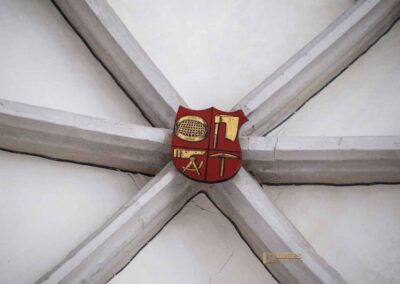 Gewölbe und Schlußsteine in St. Georg in Nördlingen